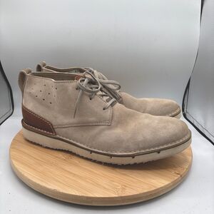 Clarks Men’s Capler Mid Calf Lace up Chukka Boot Sand Suede Size 11.5 M Casual
